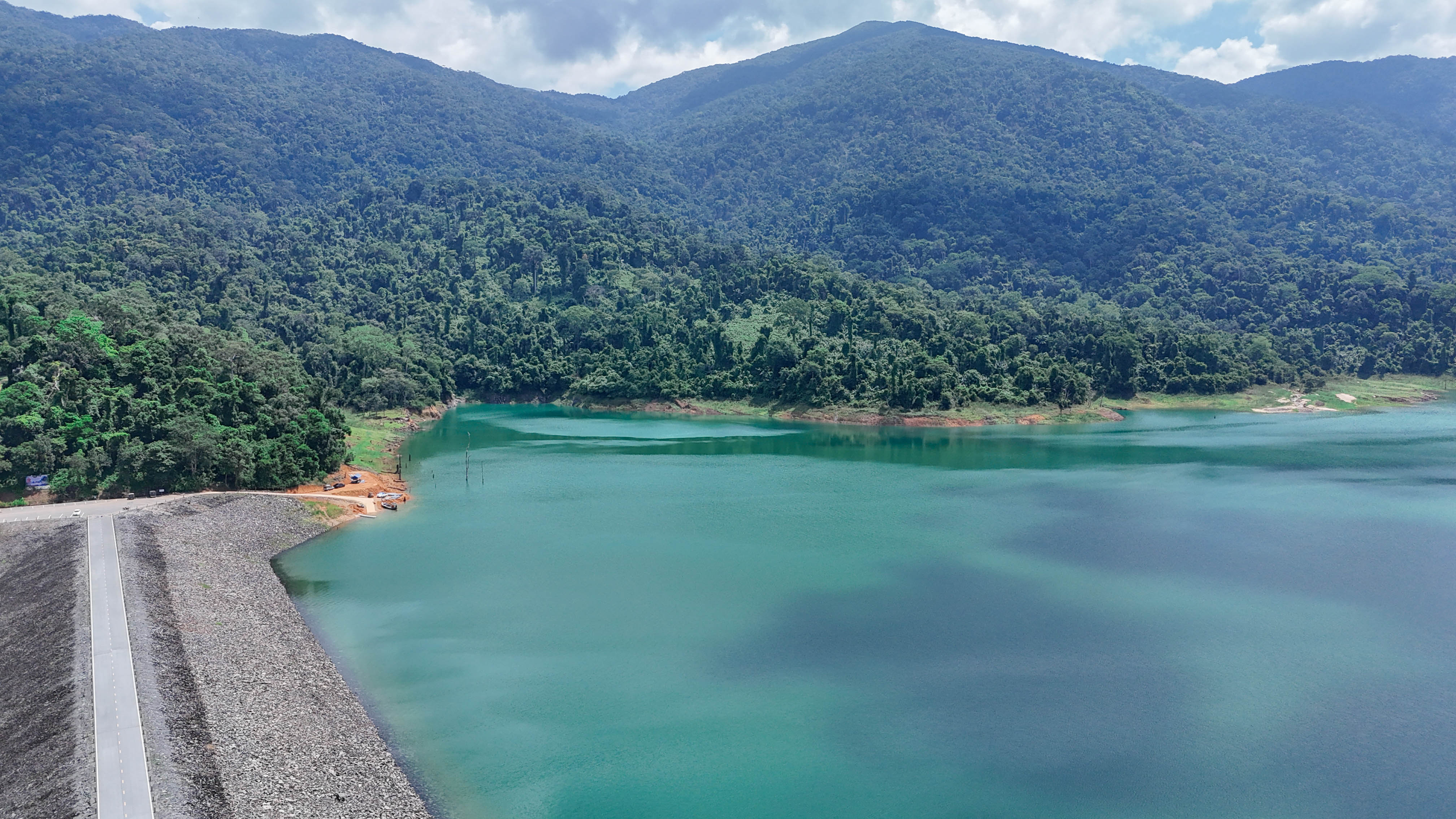 จุดชมวิวเขื่อนพลวง ภาพที่ 3
