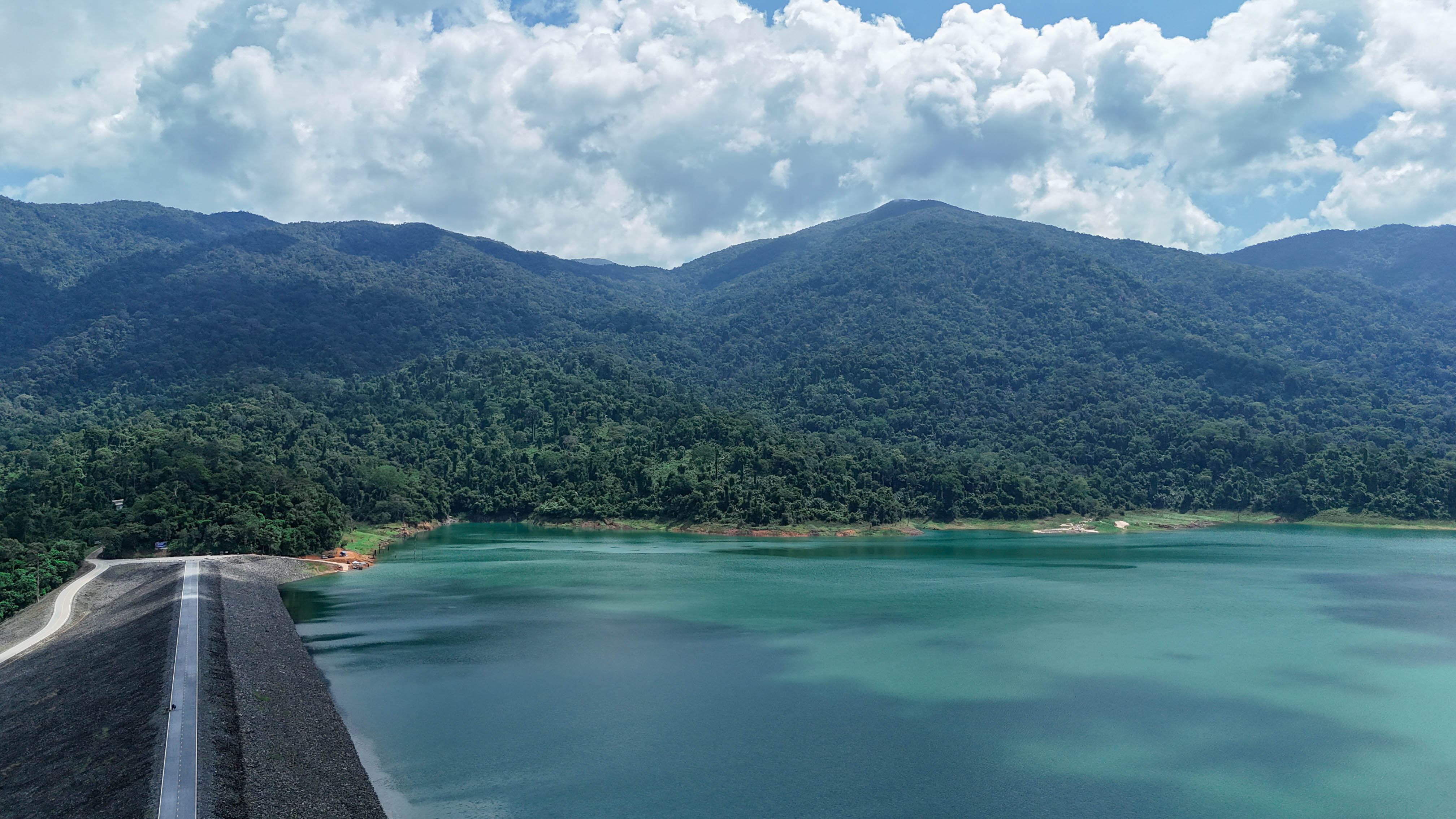 จุดชมวิวเขื่อนพลวง ภาพที่ 10